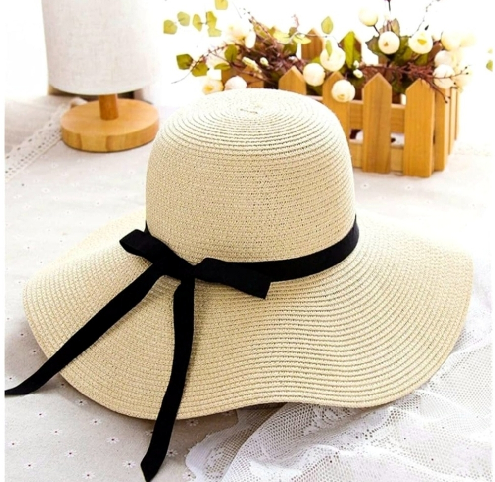 Wide Brim Floppy Straw Hat with Classic Belt - Picture 3 of 10